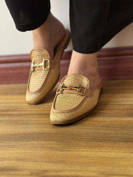 Mule Amani AM06
